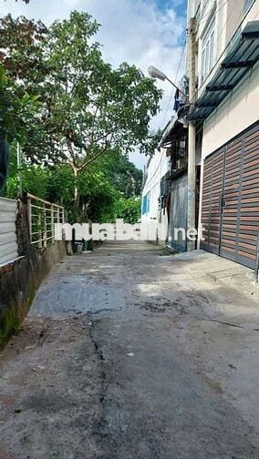 Cho thuê nhà NGUYÊN CĂN chỉ 7tr tháng hẻm oto nhà còn mới gần p.v.đ