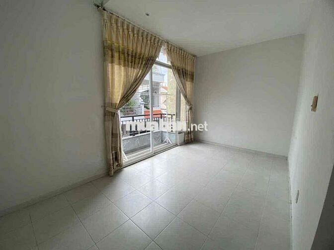 2 phòng ngủ riêng biệt có nội thất Tân Bình