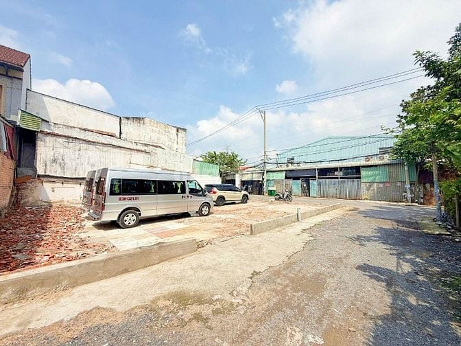 BÁN ĐẤT THỔ CƯ NGAY CHỢ HIỆP BÌNH, CÁCH PHẠM VĂN ĐỒNG 400M, GÓC 2MT