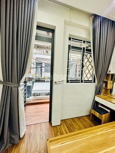 Nhà Phố Trung Tâm Quận 11 - Full Nội Thất - Nhà đẹp như khách sạn