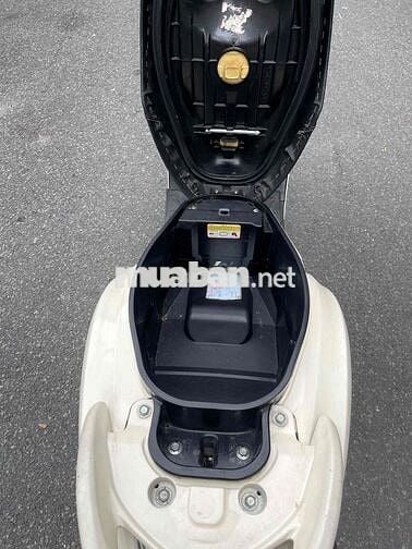 Yamaha Nozza Fi 2013 màu Kem