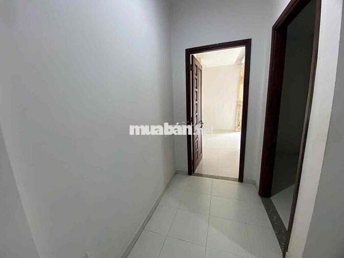 2 phòng ngủ riêng biệt có nội thất Tân Bình