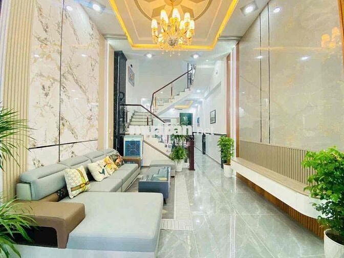 Vị trí kinh doanh trệt 3 lầu sân thượng, mặt tiền 12m Hà Huy Giáp