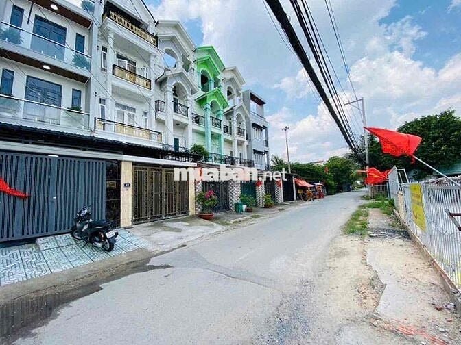 Vị trí kinh doanh trệt 3 lầu sân thượng, mặt tiền 12m Hà Huy Giáp