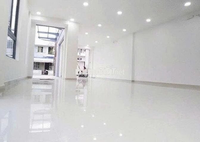 MT Hoàng Văn Thụ Gần Ngã Tư Phú Nhuận - Diện tích: 6x 20m