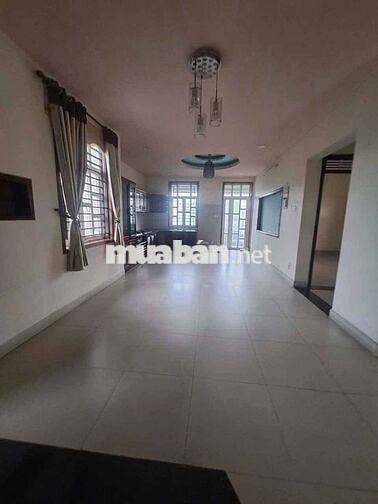 Cho thuê mặt bằng kinh danh,ở gđ apđ Quận 12