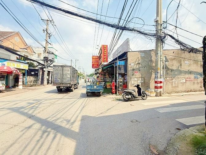 BÁN ĐẤT THỔ CƯ NGAY CHỢ HIỆP BÌNH, CÁCH PHẠM VĂN ĐỒNG 400M, GÓC 2MT