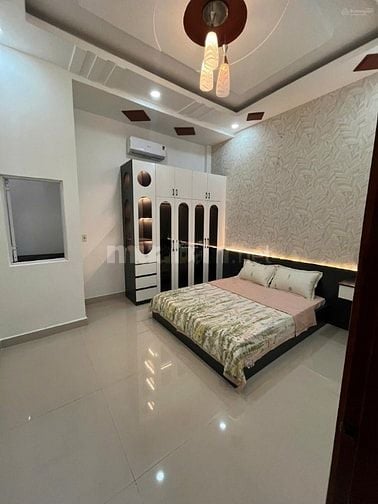 Bán nhà khu vực Đ.Cách Mạng Tháng 8 P.9 Q.3 giá tốt 1 tỷ 490/ 55m2.