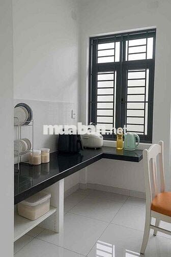 Cho thuê nhà mới xây - sạch sẽ - thoáng mát - khu an ninh tốt. Giá 7tr