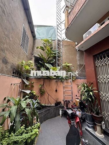 Phòng full nội thất 30m2 Đào Duy Từ 5tr2 ngay UEH B