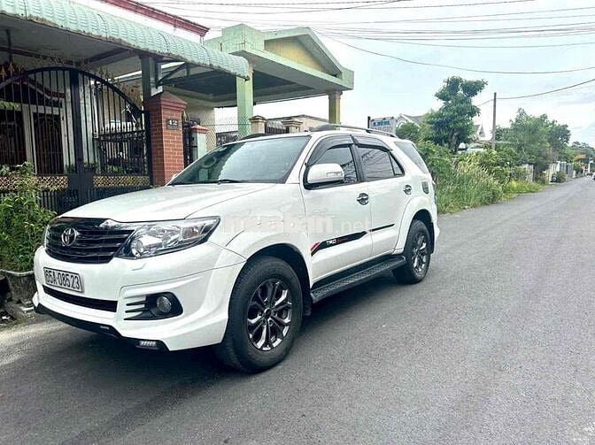 Toyota Fortuner 2015 TRD Fortivo