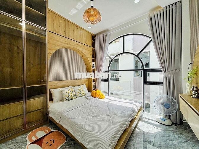 bán nhà mới xây phú nhuân - khu vip tiện ích