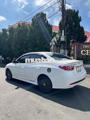 Hyundai Avante 2013 1.6 MT - 97000 km