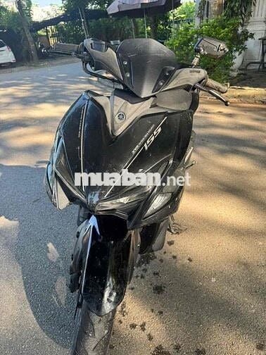 Yamaha NVX 155cc màu Đen