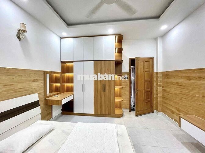 Chính chủ cho thuê ngắn hạn dài hạn CHDV mới Full NT ở Phạm Văn Chiêu