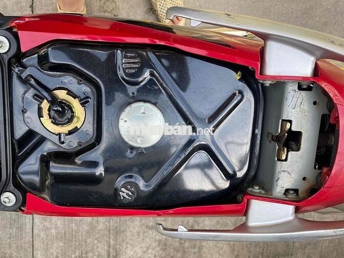 EM KẸT TIỀN CẦN BÁN XE FU2 9CHỦ