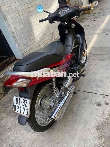 EM KẸT TIỀN CẦN BÁN XE FU2 9CHỦ