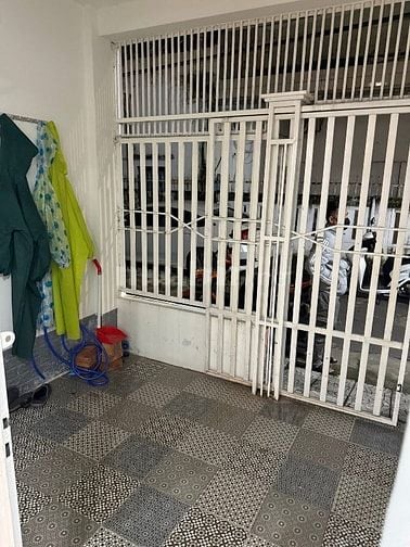 NHÀ MẶT TIỀN HOÁ QUÊ TRUNG 1 – 2 TẦNG 