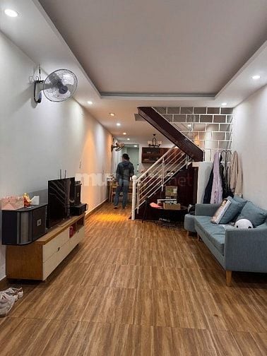 NHÀ MẶT TIỀN HOÁ QUÊ TRUNG 1 – 2 TẦNG 