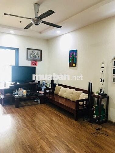 Cho người nước ngoài thuê căn hộ full đồ, view thoáng tại Times City