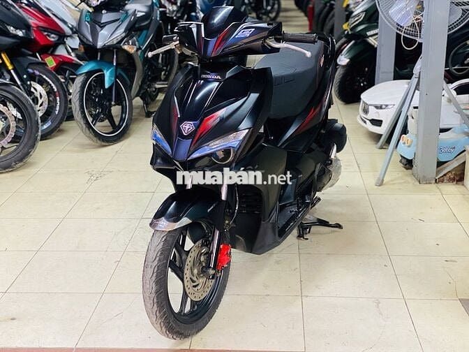 XE MÁY THỊNH PHÁT - AIR BLADE125 ĐEN NHÁM ĐỘ ĐÈN