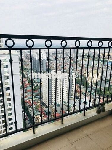 Cho người nước ngoài thuê căn hộ full đồ, view thoáng tại Times City