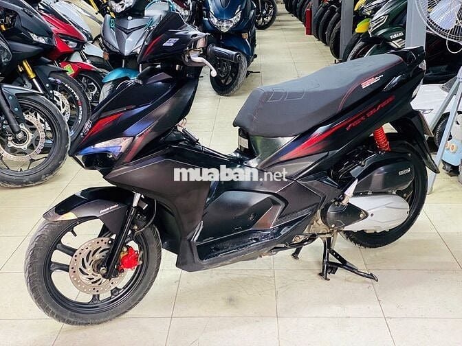 XE MÁY THỊNH PHÁT - AIR BLADE125 ĐEN NHÁM ĐỘ ĐÈN