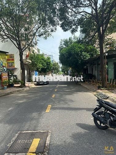 BÁN LÔ ĐẤT ĐẸP MẶT TIỀN KHU BIỆT THỰ CHÍ LINH P.10 : 9T TL