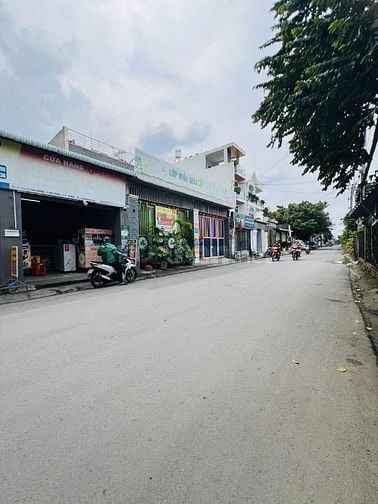 Giảm 200tr, bán 6.6 Tỷ, Lô Góc 3 mặt tiền đường Lê Văn Khương, Q.12