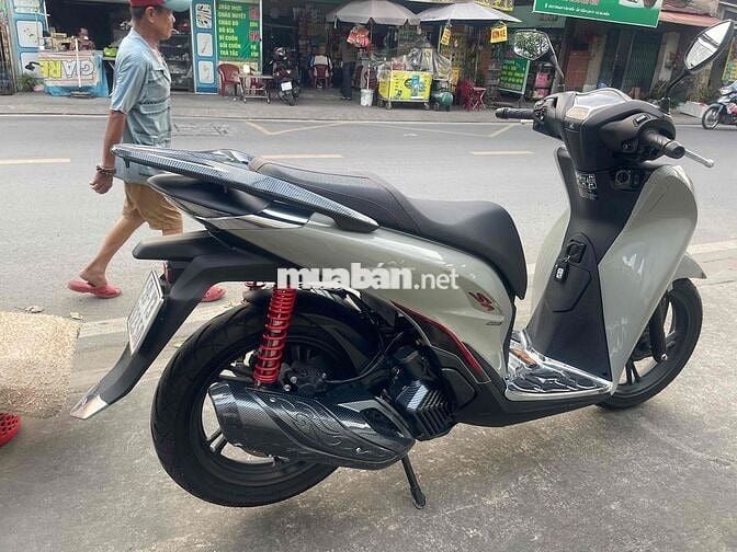 cửa hàng cần bán sh160cc thang Abs biển sai gon