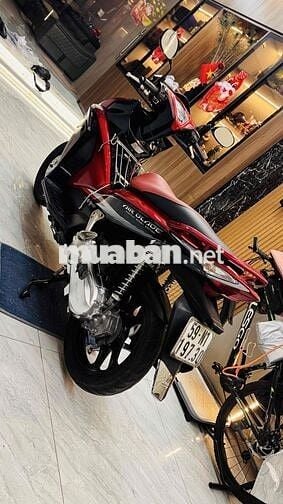 Honda Airblade Fi màu Đỏ đen - Chính Chủ