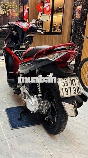 Honda Airblade Fi màu Đỏ đen - Chính Chủ