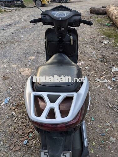 Honda Lead màu Nâu đen