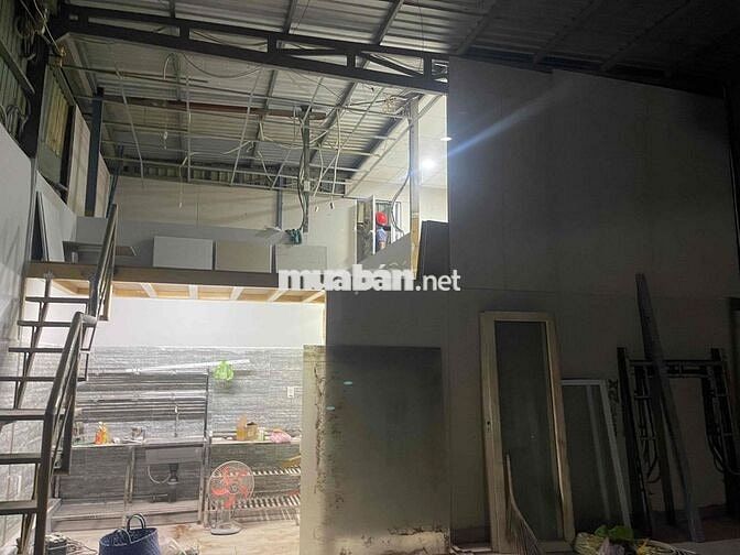 Cho thuê nhà kho 225m, 2 PN, đường Tam Bình thành phố Thủ Đức