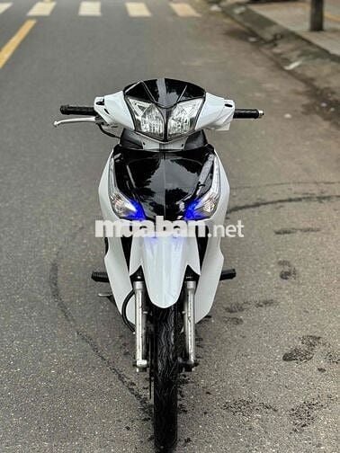 Honda Future 125 2013 Trắng đen