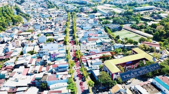 cần bán mặt tiền đường trần quốc toản