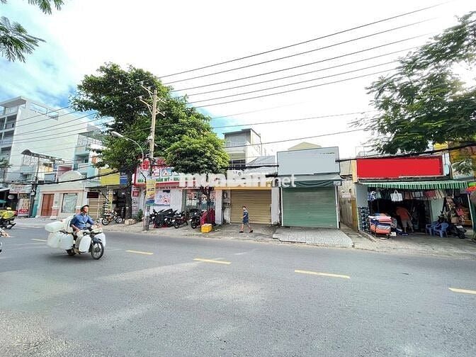 MẶT TIỀN ĐƯỜNG ÂU CƠ 4X32M, ĐOẠN TẬP TRUNG NHIỀU THƯƠNG HIỆU