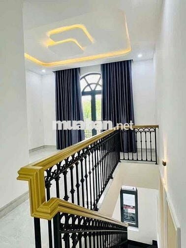 nhà đẹp Hiệp Thành, 1 trệt 1 lầu mới 100% (Sân xe hơi 7 chỗ, 3p.ngủ…)