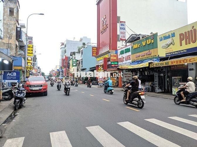 GÓC 2MT ĐỐI DIỆN CHỢ TÂN HƯƠNG 5X17, 5 LẦU CÓ THANG MÁY KHU KD SẦM UẤT