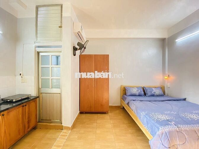 PHÒNG THOÁNG MÁT NGAY NGUYỄN THỊ THẬP FULL NỘI THẤT CÓ THANG MÁY BV