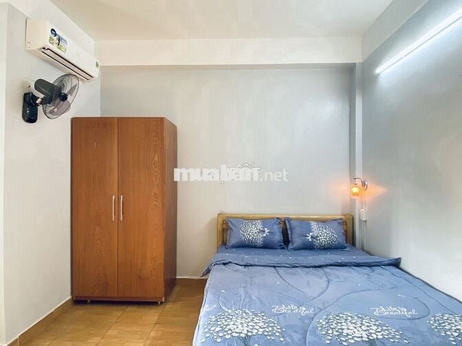 PHÒNG THOÁNG MÁT NGAY NGUYỄN THỊ THẬP FULL NỘI THẤT CÓ THANG MÁY BV