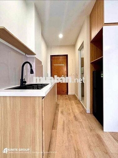 CĂN HỘ MỚI TOANH GẦN ETOWN CỘNG HOÀ FULL NỘI THẤT THANG MÁY/HẦM XE QTB