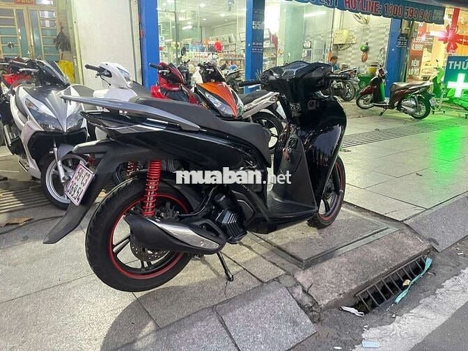 Honda sh160 ABS 2024 mới 90% Bstp chính chủ