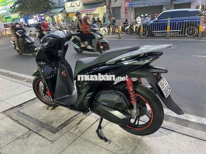 Honda sh160 ABS 2024 mới 90% Bstp chính chủ