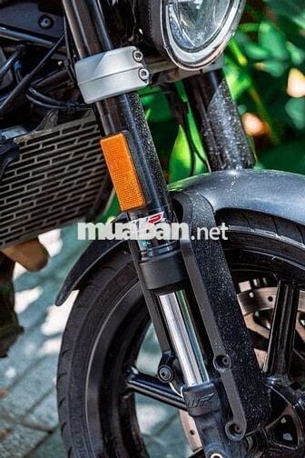 Husqvarna Svartpilen 401 Xám 27.000 km