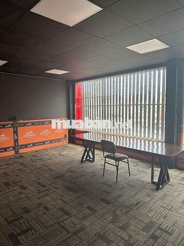 🔥CHO THUÊ MẶT TIỀN CALMETTE – P. NGUYỄN THÁI BÌNH, Q.1 – DT 176M²! 🔥