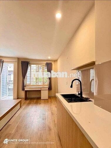 CĂN HỘ MỚI TOANH GẦN ETOWN CỘNG HOÀ FULL NỘI THẤT THANG MÁY/HẦM XE QTB