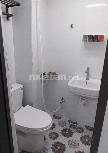 Cho thuê nhà hẻm xe tải , lê văn duyệt , p1 ,  q bình thạnh