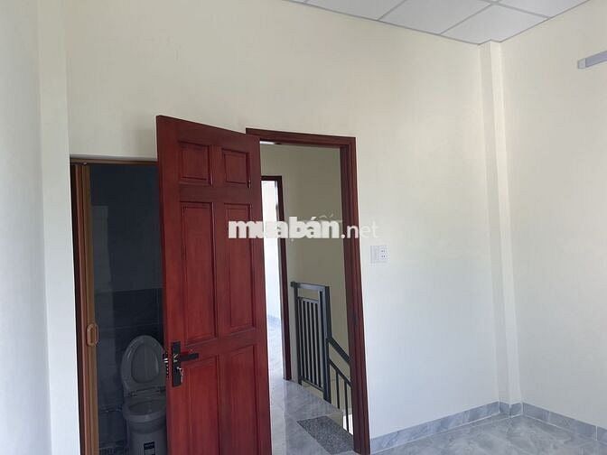 Cho thuê nhà nguyên căn nhà mới( phía sau aeon bình tân)