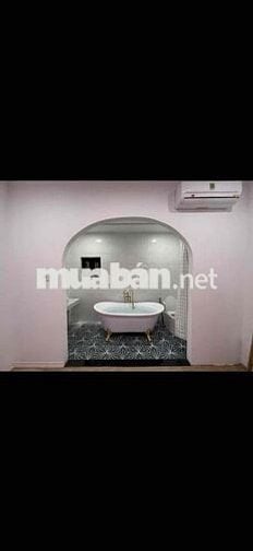 phòng trong nhà mặt tiền hoàng diệu